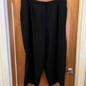 🐻Size 22W - Jones New York - Black Capri Pants - W40"/L25"